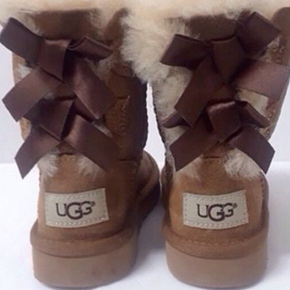 UGG ❤️ Unisex Kid's Brown Snow Boots Shoes Size US 8 (LIKE NEW) - Picture 2 of 3